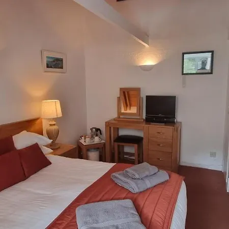 The Crumplehorn & Mill 4* Polperro